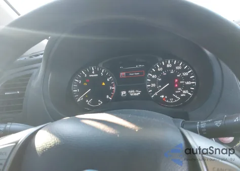 2015 Nissan Altima 2.5 S z USA, uszkodzony, nr VIN 1N4AL3AP4FN405496